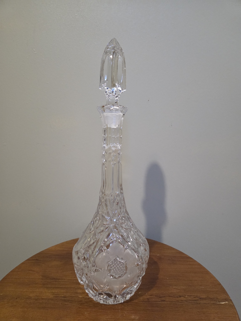 Cut Glass Decanter with Stopper - Clear